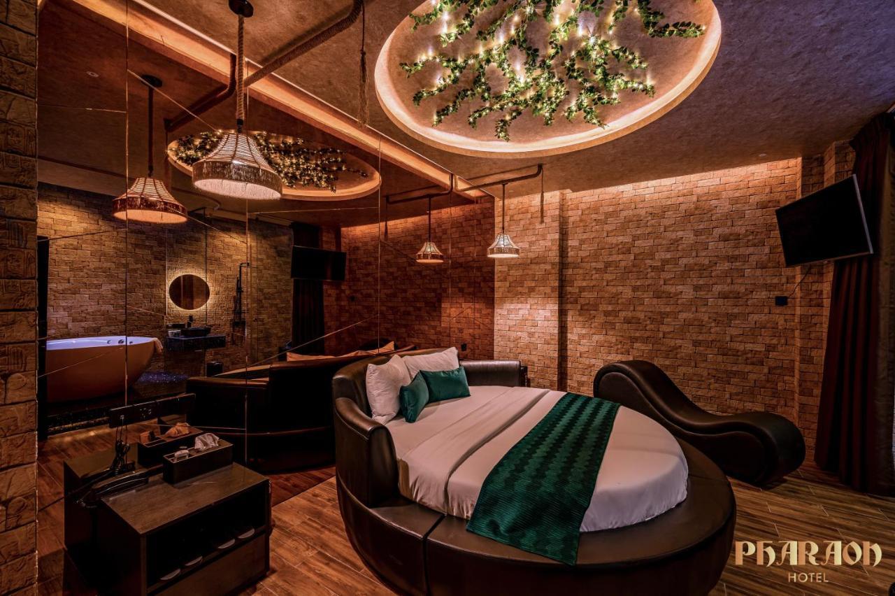 Pharaon Hotel 3 Ho Chi Minh City Bagian luar foto